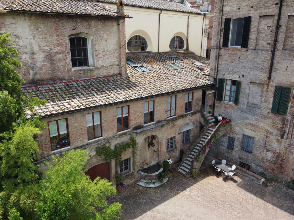 B&B Palazzo Bruchi Siena Eksteriør billede