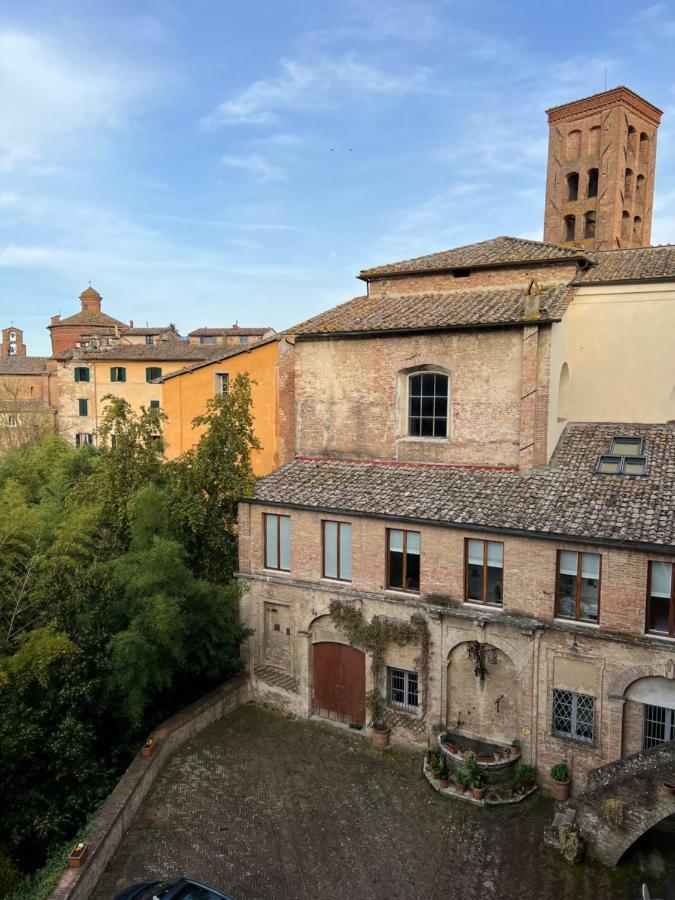 B&B Palazzo Bruchi Siena Eksteriør billede